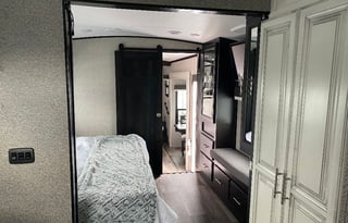 2021 Jayco North Point 382FLRB