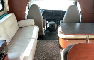 2014 Winnebago Alaskan Adventurer