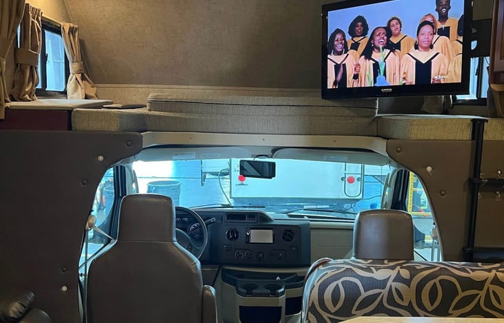 Overhead queen or great storage area