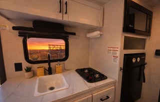 BRAND NEW! 2026 Jayco | Sleeps 5 | Pet Friendly |