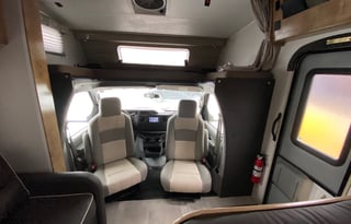 2021 Coachmen RV Leprechaun 311FS Ford 450