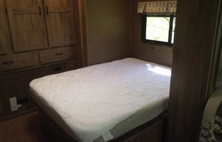 25' Coachmen Prism: Mercedes Sprinter w Full-Slide