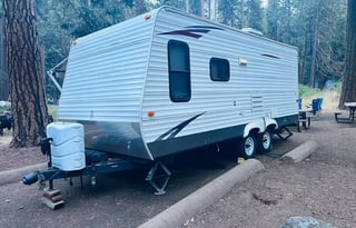 Keystone Hideout 19FLB Travel Trailer + Extras