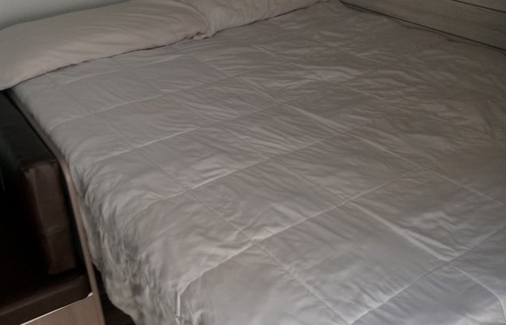 Queen size bed