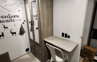 HUGE Luxury RV Bunkhouse with Remote Office