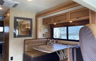 2016 Thor Motor Coach Axis 25.1