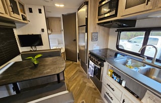 "Fall Prowler" Sleeps 6-7  BUNKHOUSE