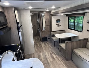 Gulf Stream RV Ameri-Lite Ultra Lite 279BH