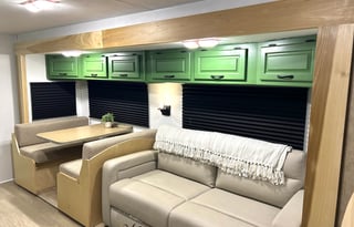 Earth Trekker 35’ Motorcoach for 8