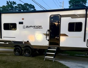 Forest River RV Surveyor Legend X 27 CAMP