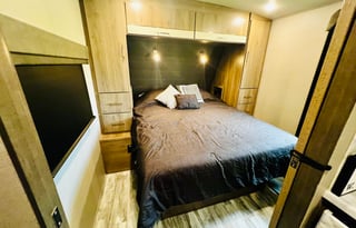 Den - 2022 Grand Design Imagine