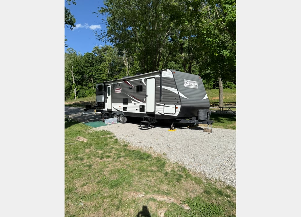 Travel Trailer rentals in Oak Grove