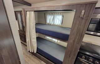 Winnebago Sunstar 31B