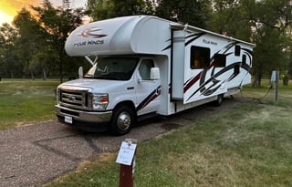 Thor Motor Coach Four Winds 31EV - Family Friendly