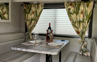 Cozy 2022 Motorhome 24ft with Queen Bed Slideout