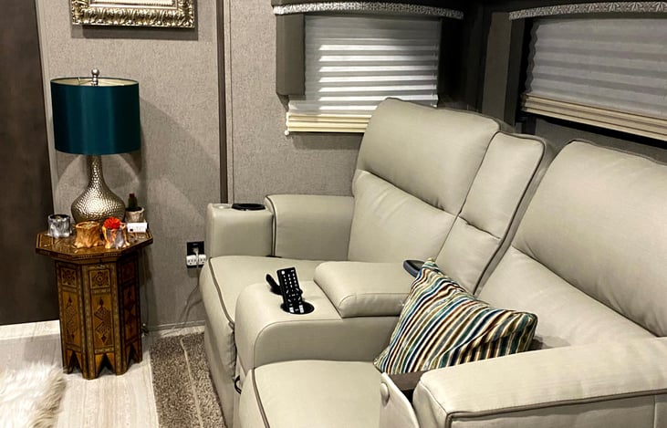 Main living recliner chairs with massage and  heater