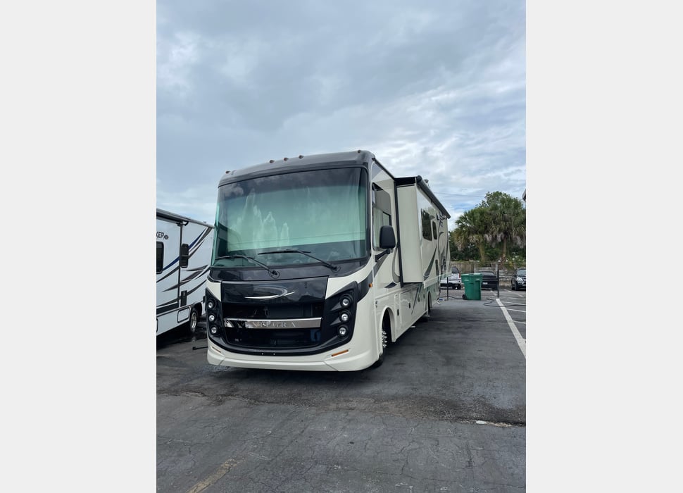 Class A Motor Home rentals in Bradenton