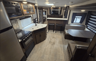 2021 Forest River Cherokee Black Label 306MMBL