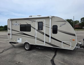 Shasta RVs Flyte 185FQ