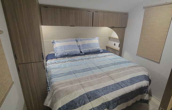 King master bedroom with closet