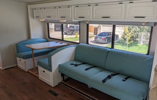 Lady Sol, Spacious Remodeled Winnebago