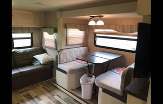 2018 Winnebago 2500RL