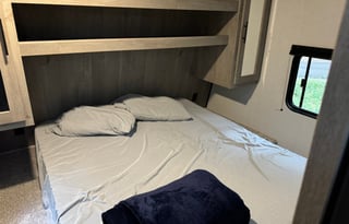 Beautiful 30' Bunkhouse Stocked For Your Adventure