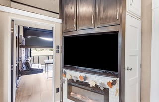 2018 Grand Design Momentum 351M ( Delivery Only)