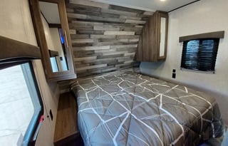 2022 CrossRoads RV Zinger Lite ZR270BH