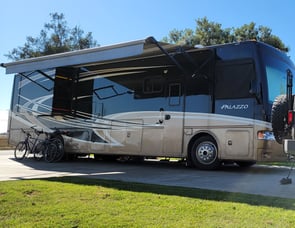 Thor Motor Coach Palazzo 36 1