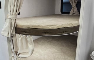 2025 Forest River 26ICE (ICE2) $145/nt sleeps 8-10