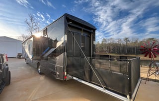 2023 Thor Motor Coach Outlaw 38MB