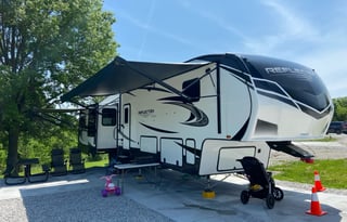 2020 Grand Design Reflection 367BHS