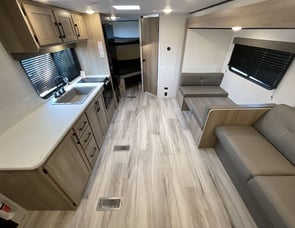 Keystone RV Coleman 25B