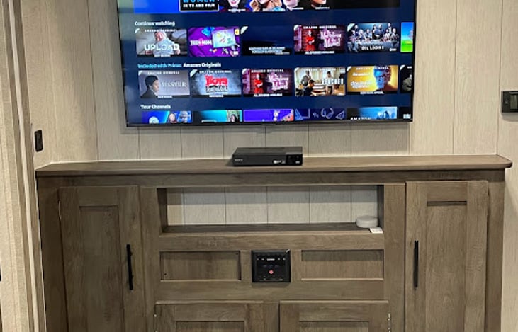 43" Smart TV + DVD Player