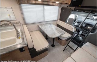 Coachmen leprechaun 270 qb