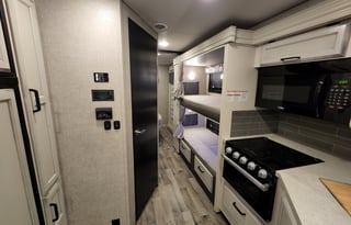 2022 Jayco Greyhawk 31F