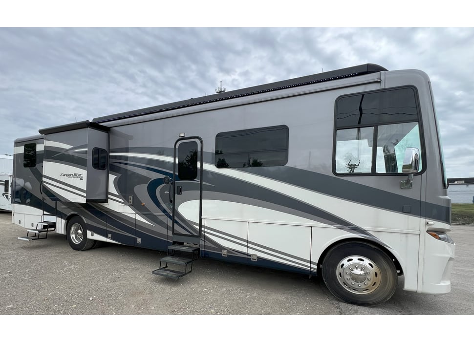 Class A Motor Home rentals in Lucasville