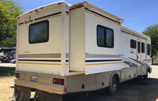 2002 Fleetwood RV Bounder 31W