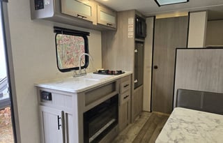 Camp Reeves| The Lincoln| Delivery Preferred