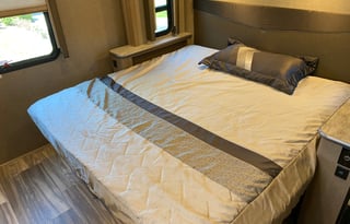 2020 Thor Motor Coach ACE 33.1