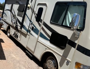 Thor Motor Coach Four Winds 28Z