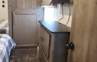 Bunkhouse Camper Rental!