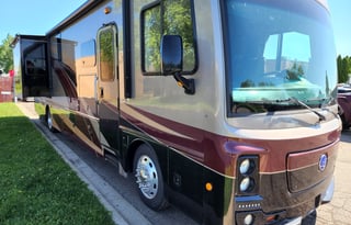 2018 Holiday Rambler Navigator XE 36U