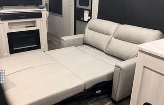 Glamp in Style — 2024 285BH with Dual AC & Bunks!