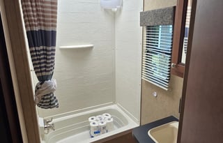 2013 Shasta RVs Revere 27BH