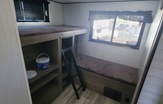 Spacious 2022 Heartland Pioneer DS 320