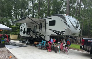 Shaw’s Pet/Kid Approved Camper Rental