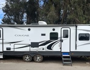 Keystone RV Cougar Half-Ton Series 30RLSWE