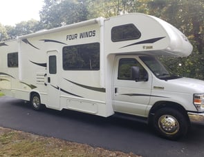 Thor Motor Coach Four Winds 28A